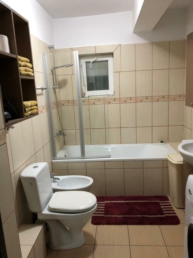 Ferienwohnung Apartament Antoaneta Rîşnov Exterior foto